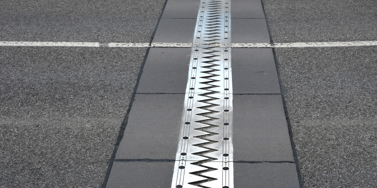 Why bridges need expansion joints